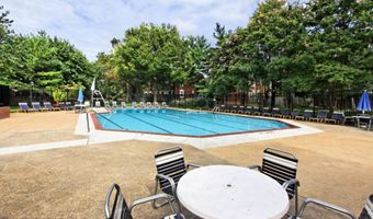 3043 S COLUMBUS St C1, Arlington, VA 22206