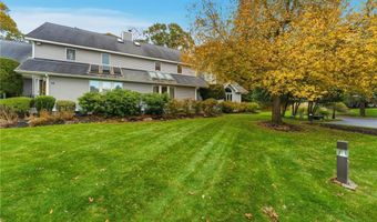 73 Oceanwoods Dr, North Kingstown, RI 02852