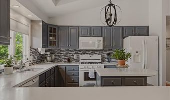11 Carol Ave, Bristol, RI 02809
