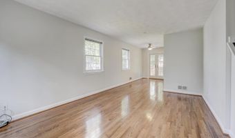 5813 FIFER Dr, Alexandria, VA 22303