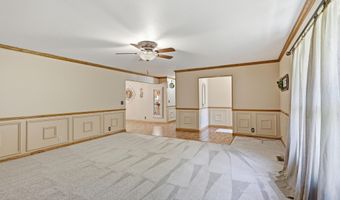 1426 E State Line Rd, Baxter Springs, KS 66713