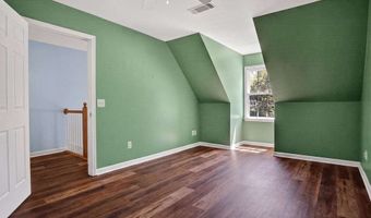 354 E Creek Bnd, Athens, GA 30605