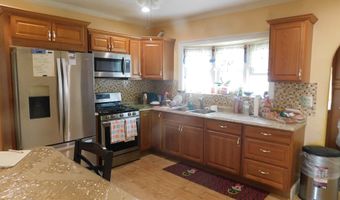 35 Merrimac St, Danbury, CT 06810