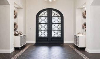 525 W HARMONY Pl, Chandler, AZ 85248
