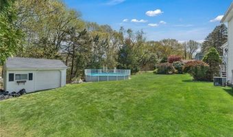 15 Driftwood Dr, Coventry, RI 02816