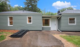 7058 Fillmore St, Allendale, MI 49401