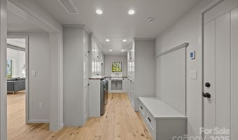 41 Windy Ridge Trl, Asheville, NC 28804