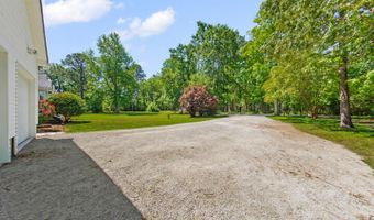 738 Dawson Creek Rd, Arapahoe, NC 28510