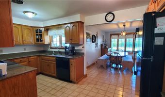 10830 Wilma Ave NE, Alliance, OH 44601