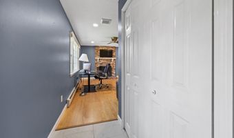 79 Strawberry Hill Rd, Bristol, CT 06010