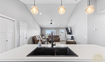 926 Anacapa Ln, Billings, MT 59105