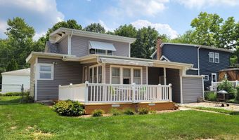 38410 N Lakeside Pl, Antioch, IL 60002