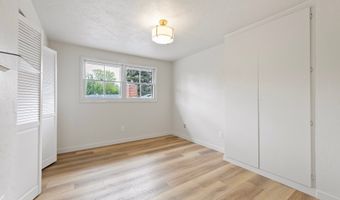 1114 LAKEWOOD Dr, Albany, OR 97321