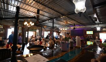 809 Greenwood St, Abbeville, SC 29620