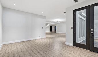 6600 RESERVES HILL Ct, Annandale, VA 22003