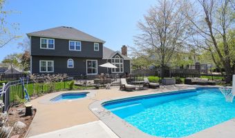 3741 Persimmon Dr, Algonquin, IL 60102
