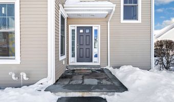 47 Copper Square Dr, Bethel, CT 06801
