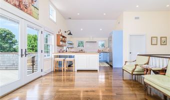 953 Fort Getty Rd, Jamestown, RI 02835