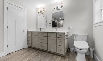330 OAK HILL Ct, Antioch, IL 60002