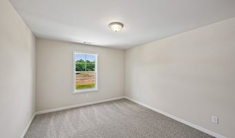 80 Chickadee Ct, Auburn, GA 30011