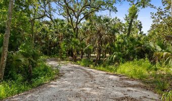 2536 Cr 30-a, Apalachicola, FL 32320