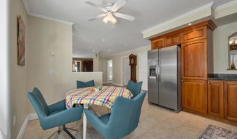 22 Fairway Dr, Ashland, NH 03217