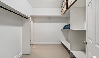 2448 Haven Dr, Abilene, KS 67410