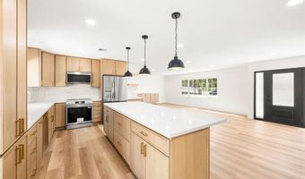 2060 S Grade Rd, Alpine, CA 91901