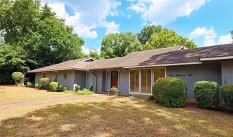 910 Pine St, Bainbridge, GA 39819