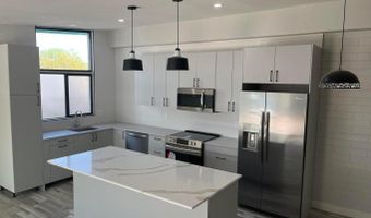 7440 E CAVE CREEK Rd 6, Carefree, AZ 85377