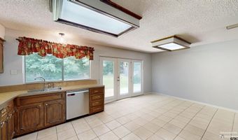 10203 Crestview Dr, Tyler, TX 75707
