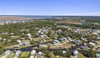 11046 New York St, Bay St. Louis, MS 39520