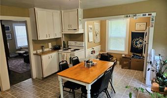 1 Side Hill St, Hopkinton, RI 02832
