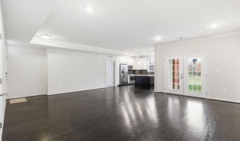 43032 STUARTS GLEN Ter 102, Ashburn, VA 20148