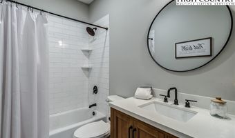 94 Silver Fox Rdg, Beech Mountain, NC 28604