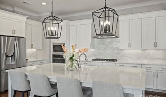822 River Oaks Ln, Charlotte, NC 28226