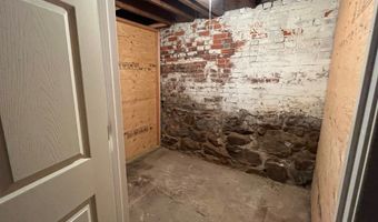 23 E Main St, Branford, CT 06405