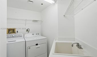 20185 E Country Club Dr 502, Aventura, FL 33180