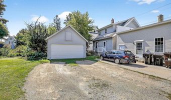 816 N SUPERIOR St, Appleton, WI 54911