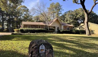38261 Holly Hills Dr, Bay Minette, AL 36507