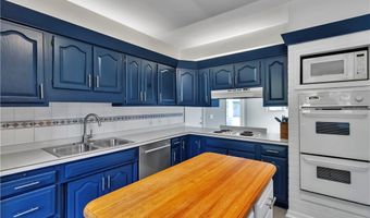 21 Tee Ct, Amherst, NY 14221