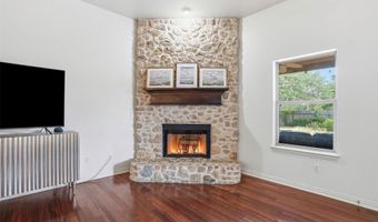 107 Clyde Dr, Aledo, TX 76008