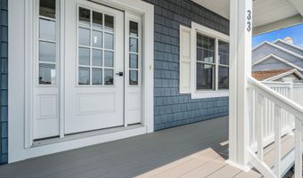 33 Amherst Dr, Bayville, NJ 08721