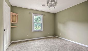 19328 Stirrup Dr, Abingdon, VA 24211
