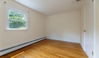 504 Shermantown Rd, North Kingstown, RI 02874