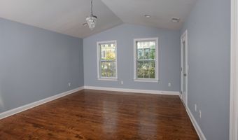 27 Warrington Round 27, Danbury, CT 06810