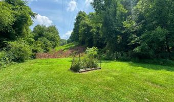 3285 Arnoldsburg Rd, Arnoldsburg, WV 25234