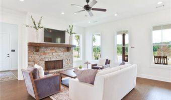 4004 BLACKBERRY Ln, Auburn, AL 36830