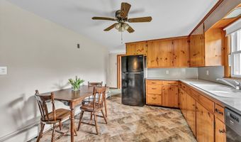 26 Barnum Rd, Danbury, CT 06811