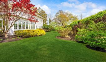 104 Lake Dr, Allenhurst, NJ 07711